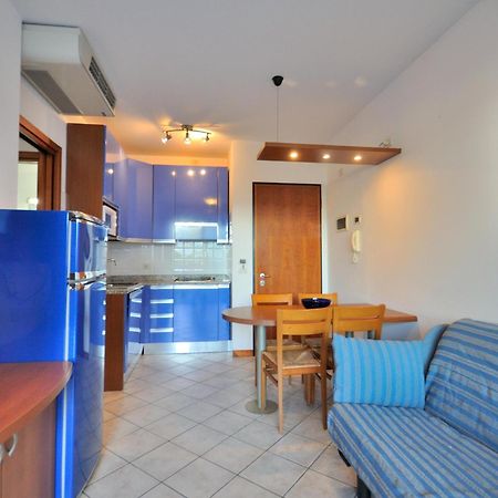 Apartment In Bibione Spiaggia Near The Beach Exteriör bild